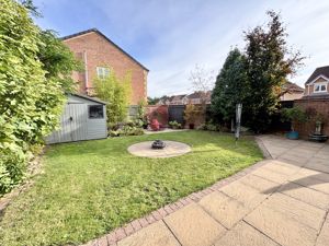 Photo 25- click for photo gallery